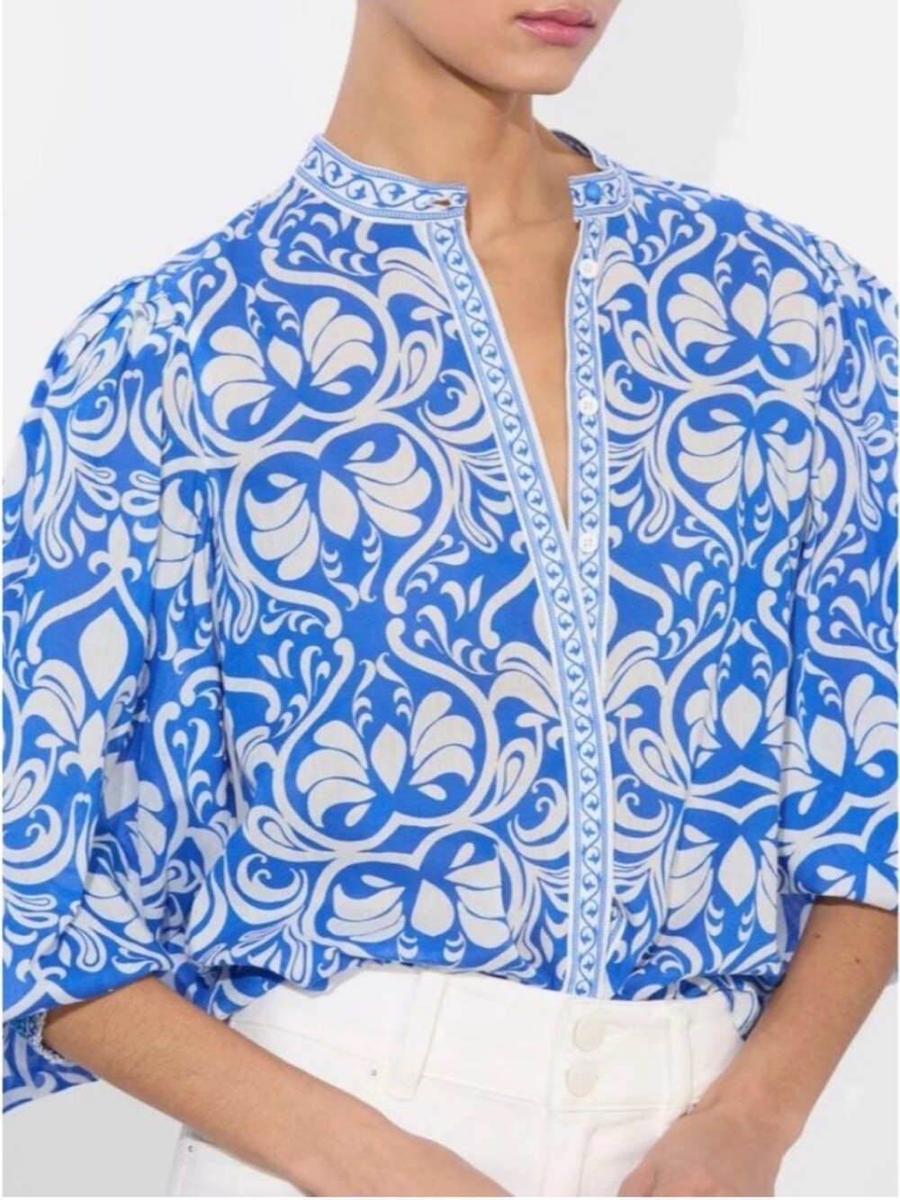 Alice + Olivia Soiree True Blue and White Printed Cotton Blouse